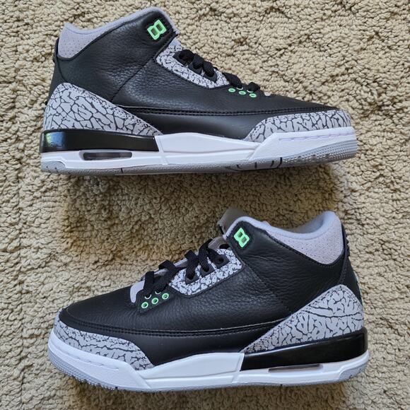 Air Jordan 3 Retro Green Glow Brand New 6.5Y - Picture 2 of 8